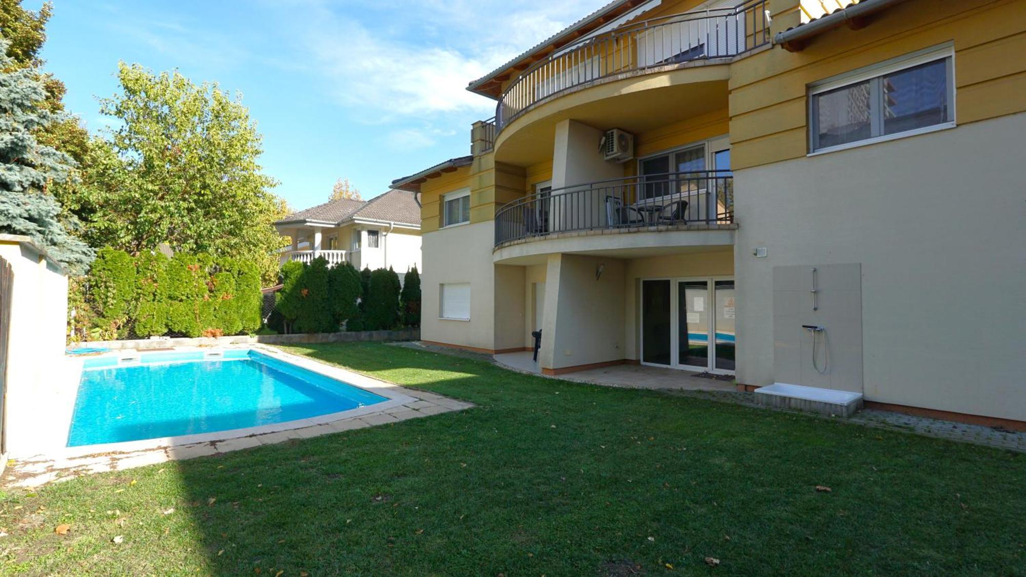 Yellow Sun Apartman Siofok Bagian luar foto